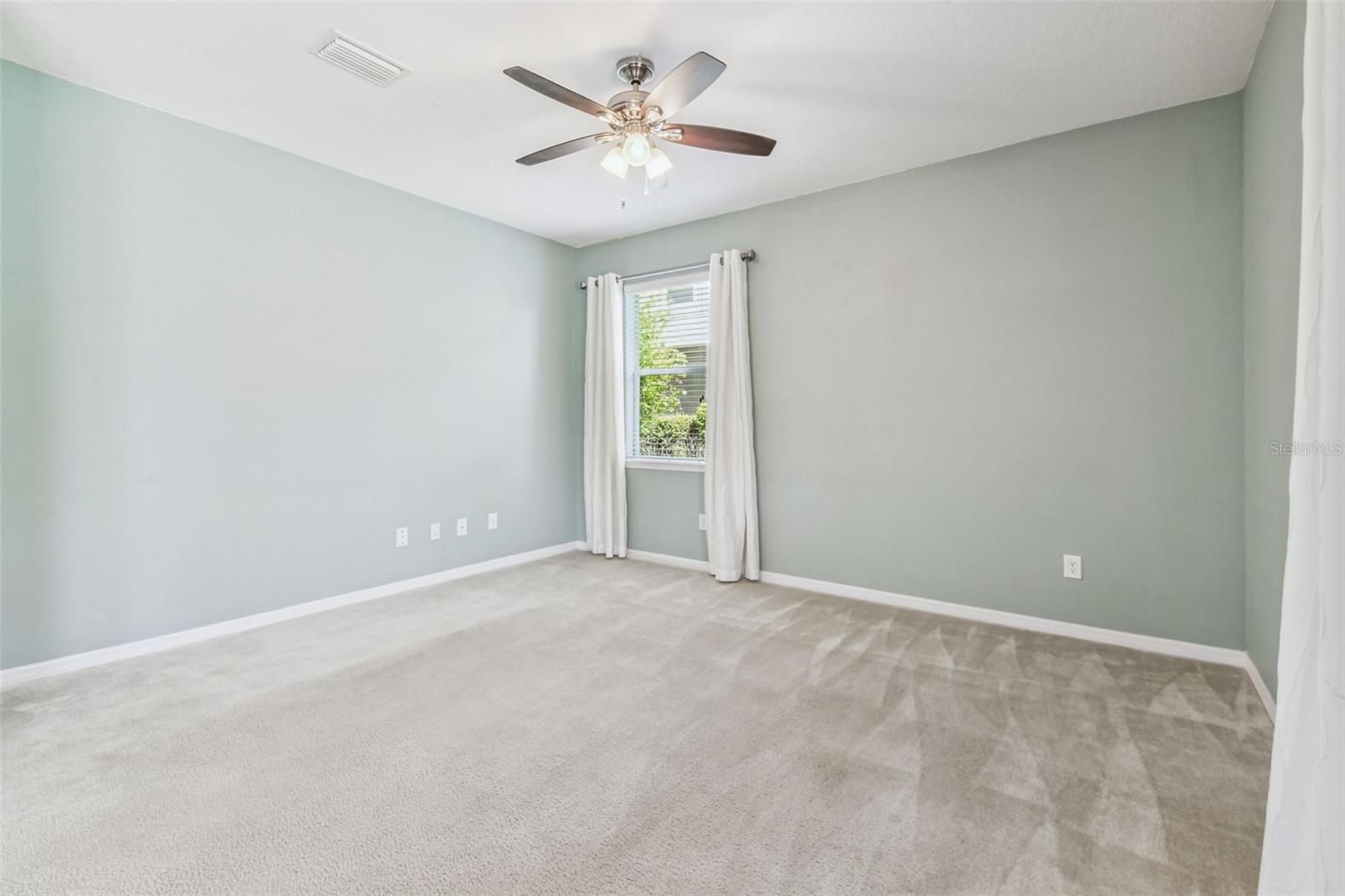 12320 Fairlawn Dr Property Photo 32