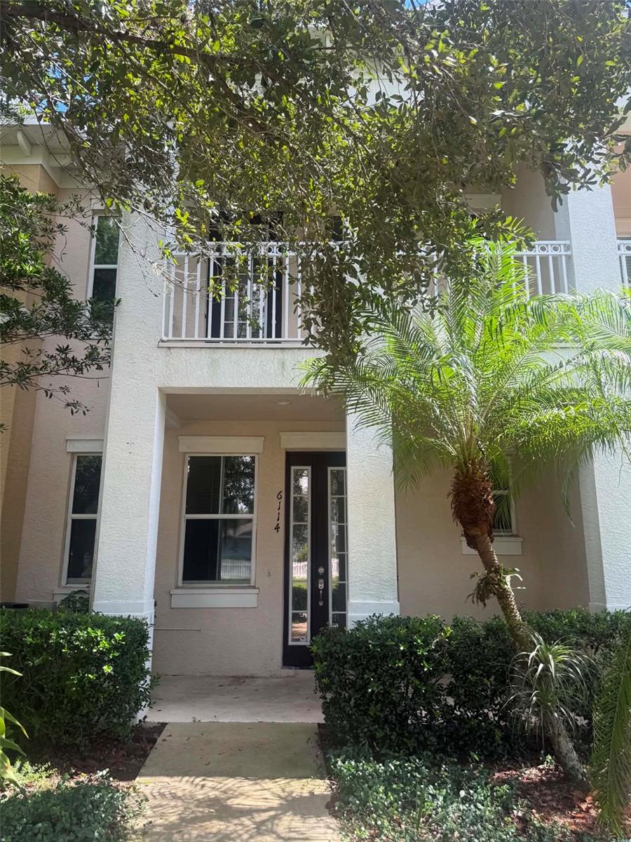 6114 Fishhawk Crossing Blvd Property Photo 2