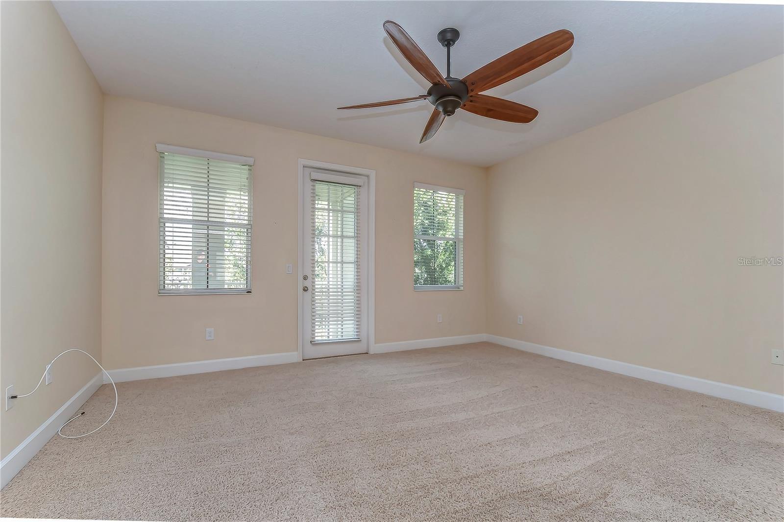 6114 Fishhawk Crossing Blvd Property Photo 11