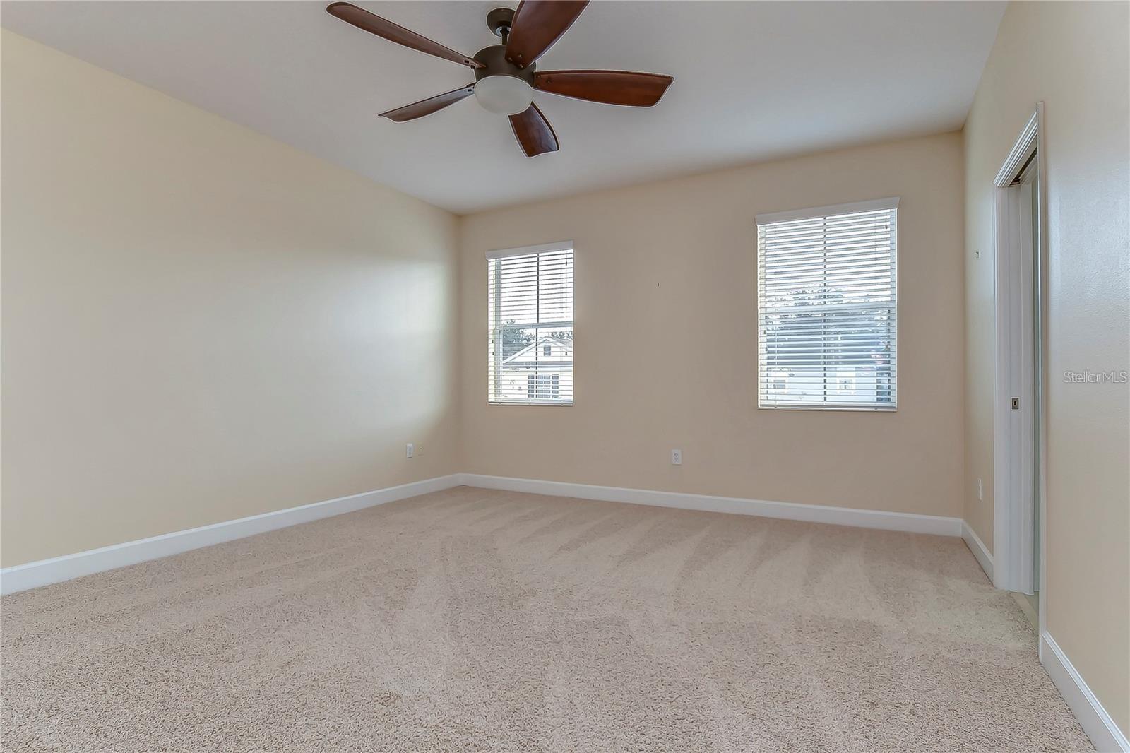 6114 Fishhawk Crossing Blvd Property Photo 17