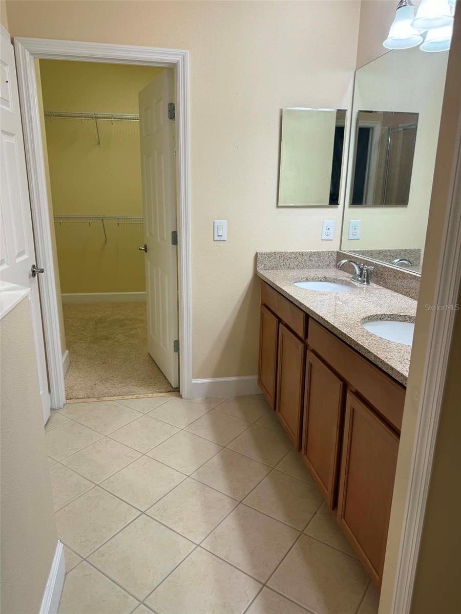 6114 Fishhawk Crossing Blvd Property Photo 19
