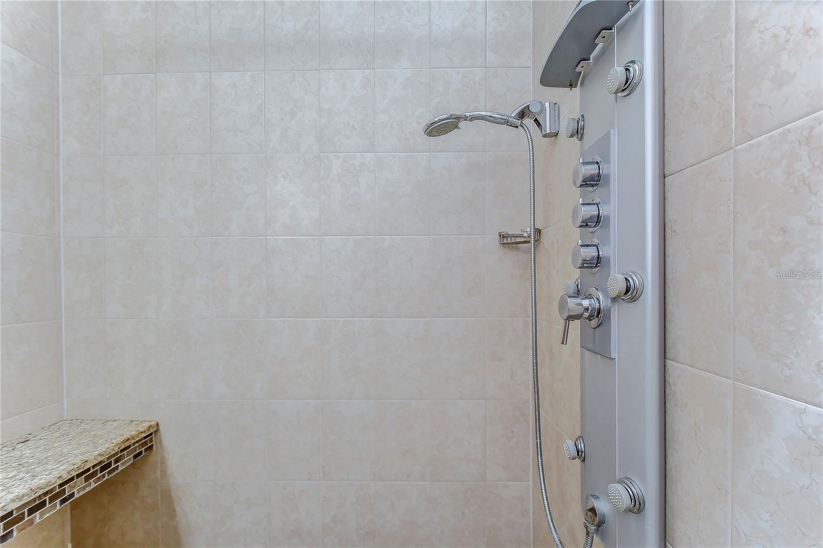 6114 Fishhawk Crossing Blvd Property Photo 20