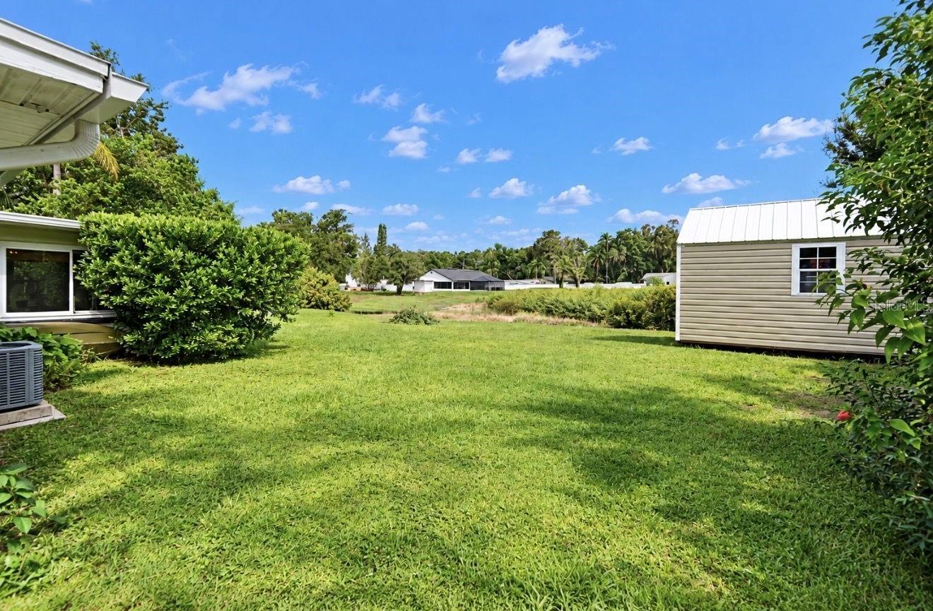 717 W Deer Lake Dr Property Photo 32