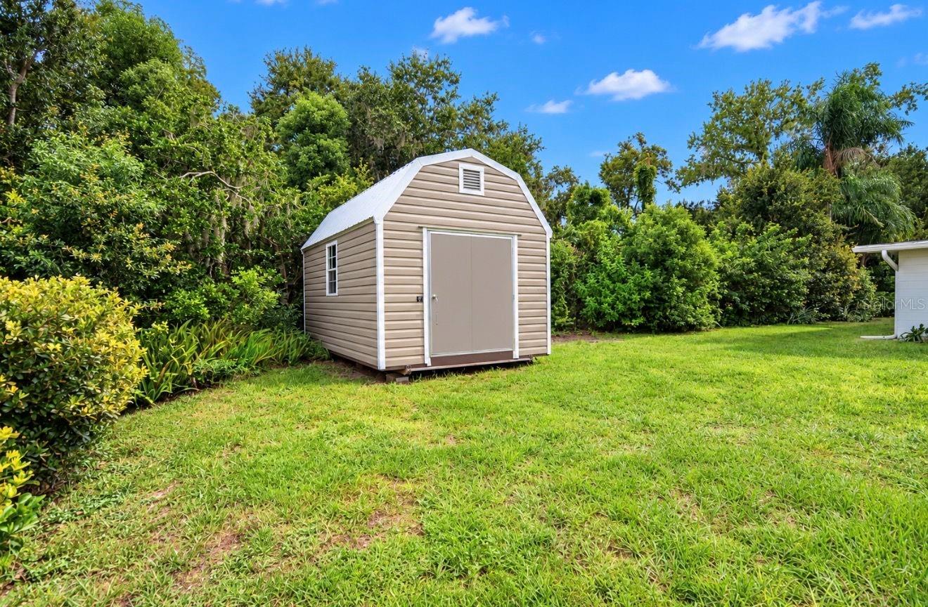 717 W Deer Lake Dr Property Photo 36