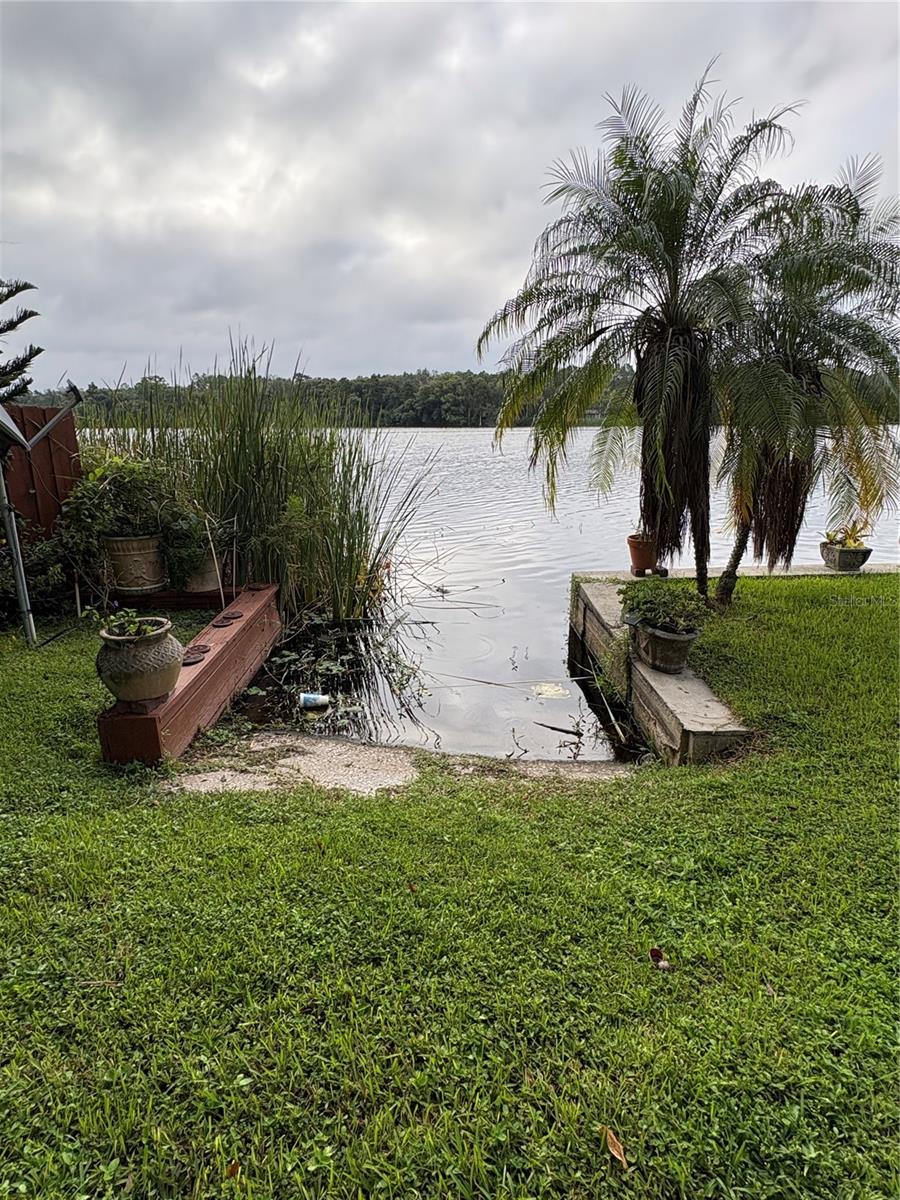 4223 E Riverhills Dr Property Photo 5
