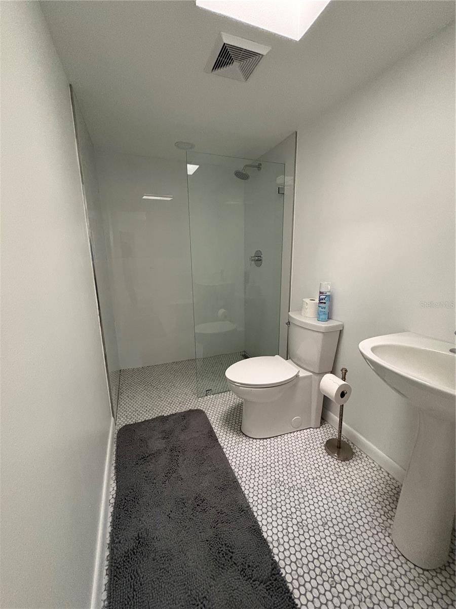 4223 E Riverhills Dr Property Photo 26