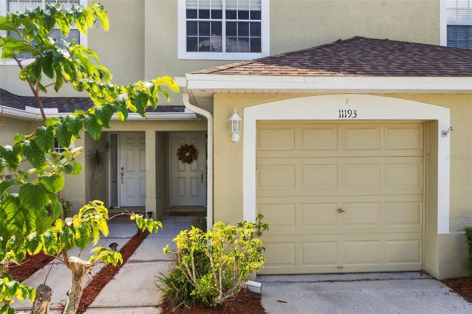 11193 Kapok Grand Cir Property Photo 1