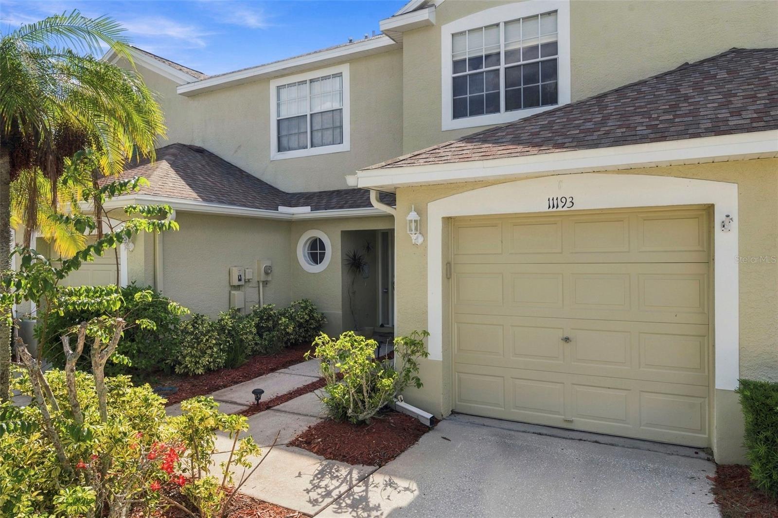 11193 Kapok Grand Cir Property Photo 4