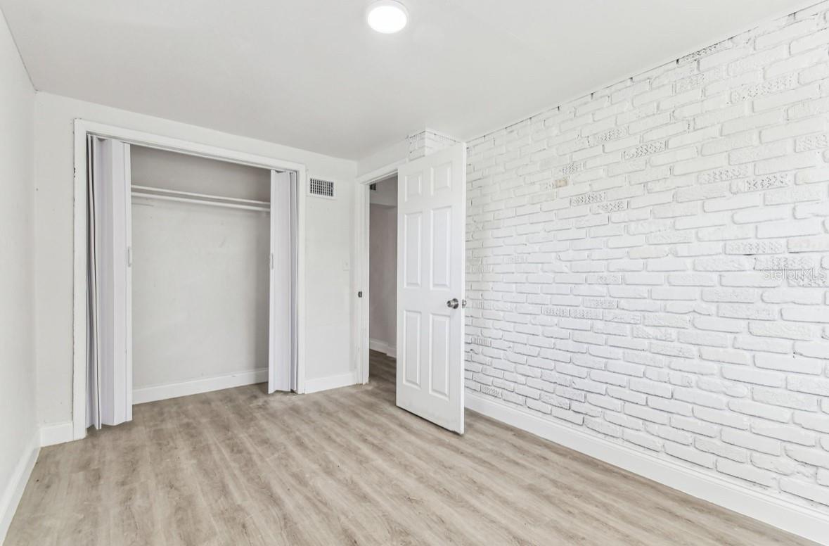 1807 E Bougainvillea Ave Property Photo 9