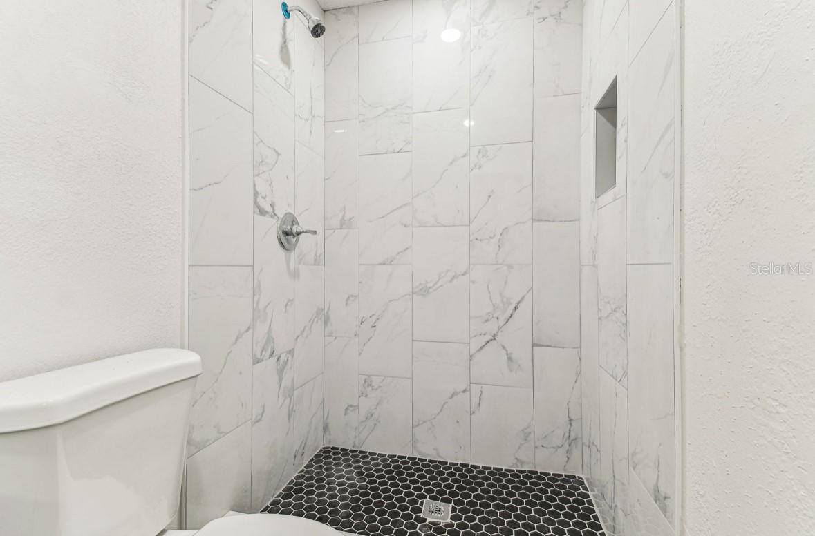 1807 E Bougainvillea Ave Property Photo 13