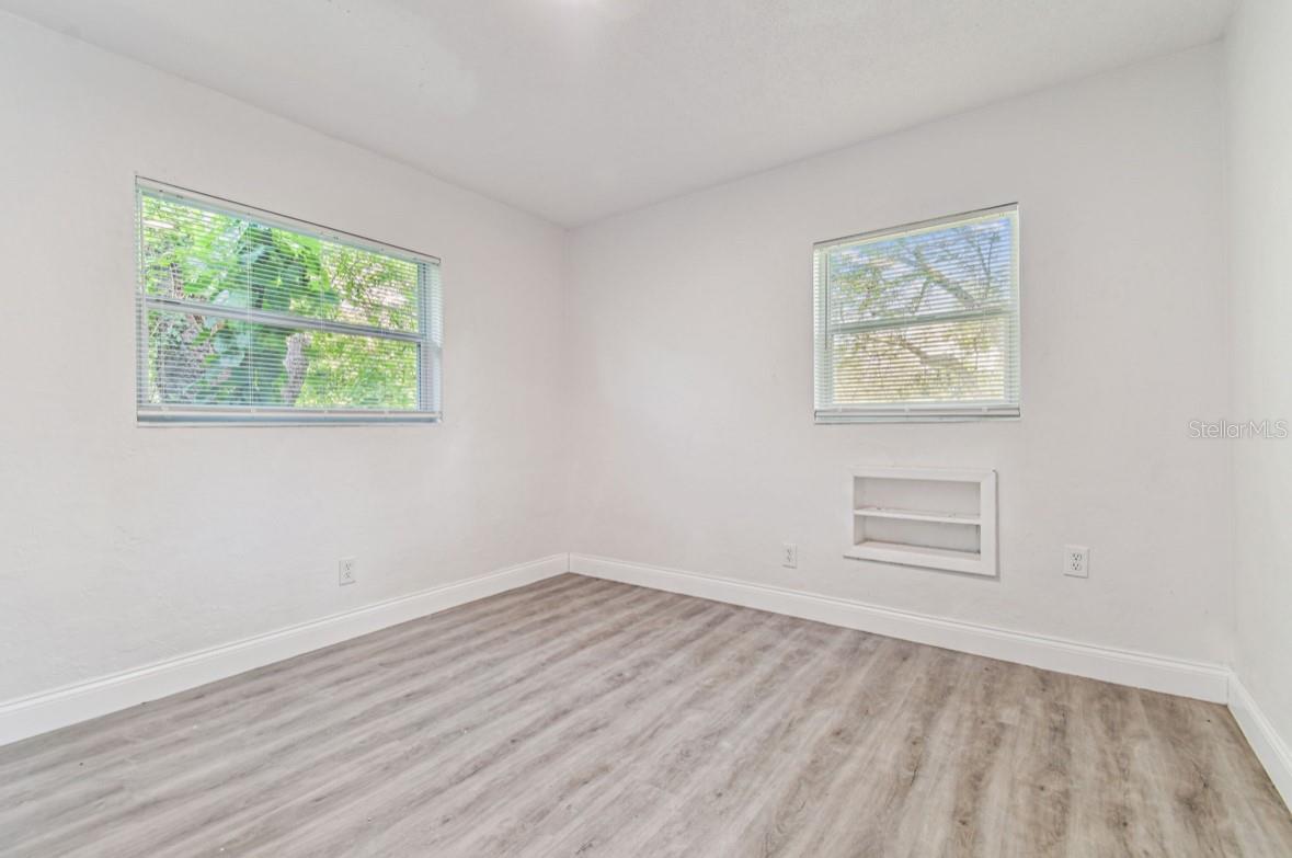 1807 E Bougainvillea Ave Property Photo 15