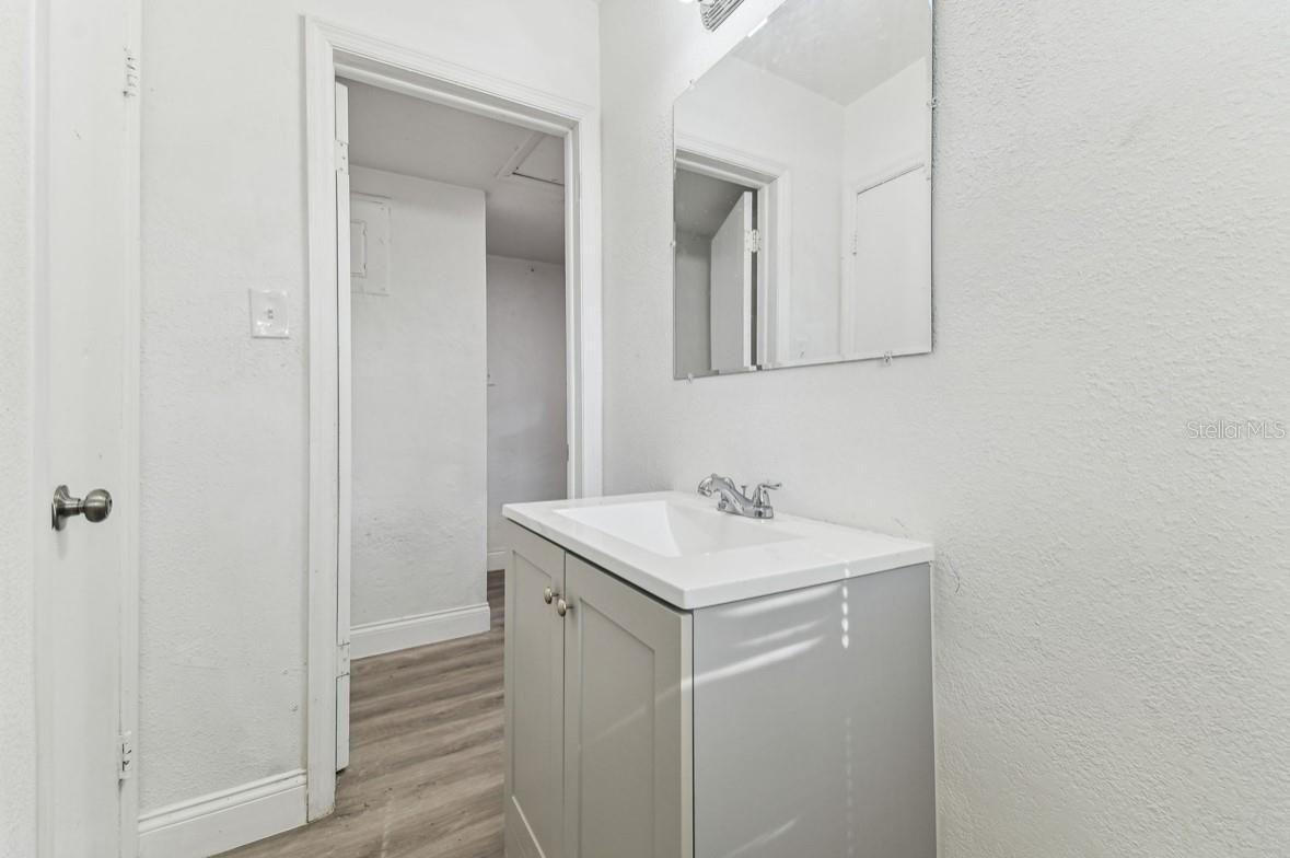 1807 E Bougainvillea Ave Property Photo 23