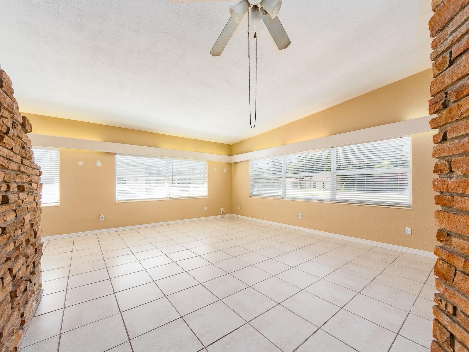 12663 Indian Rocks Rd Property Photo 5