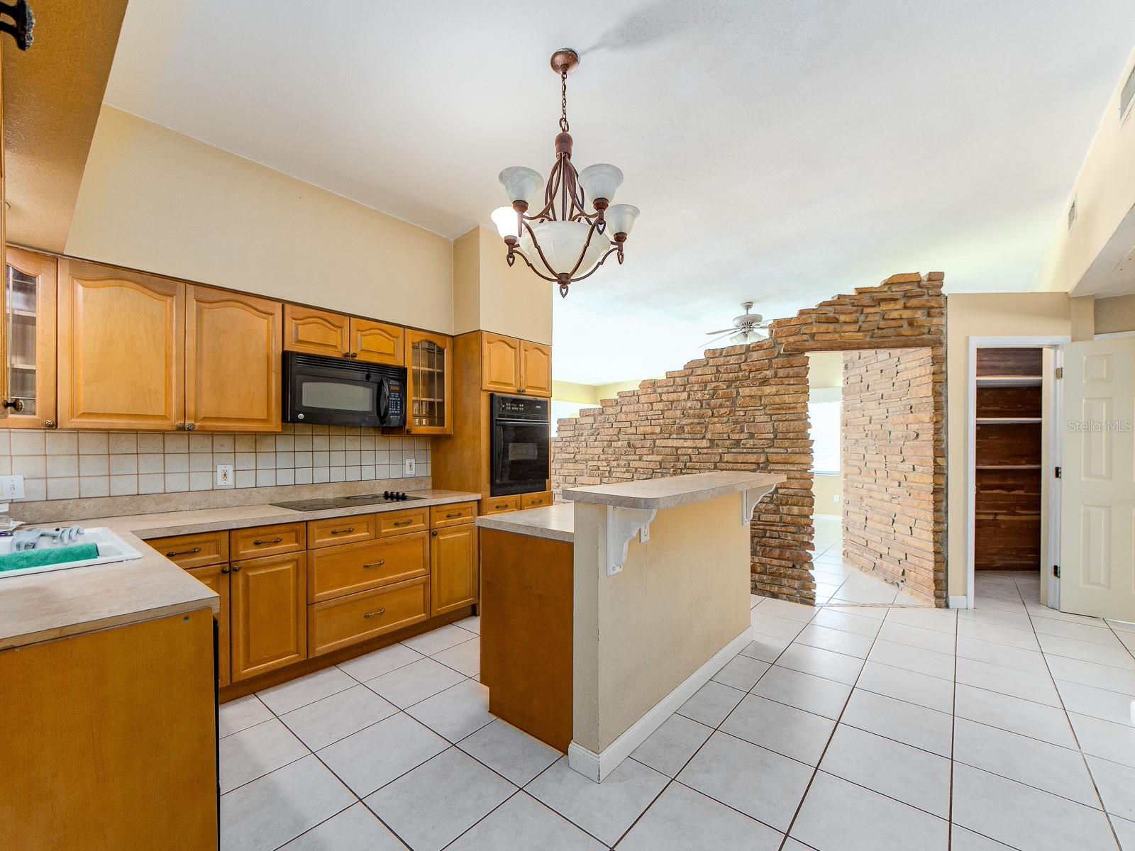 12663 Indian Rocks Rd Property Photo 6