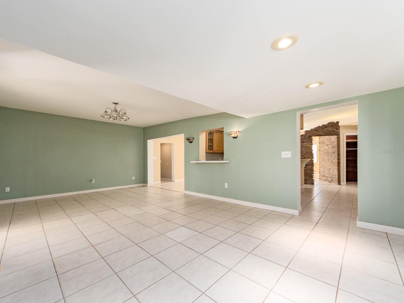 12663 Indian Rocks Rd Property Photo 13