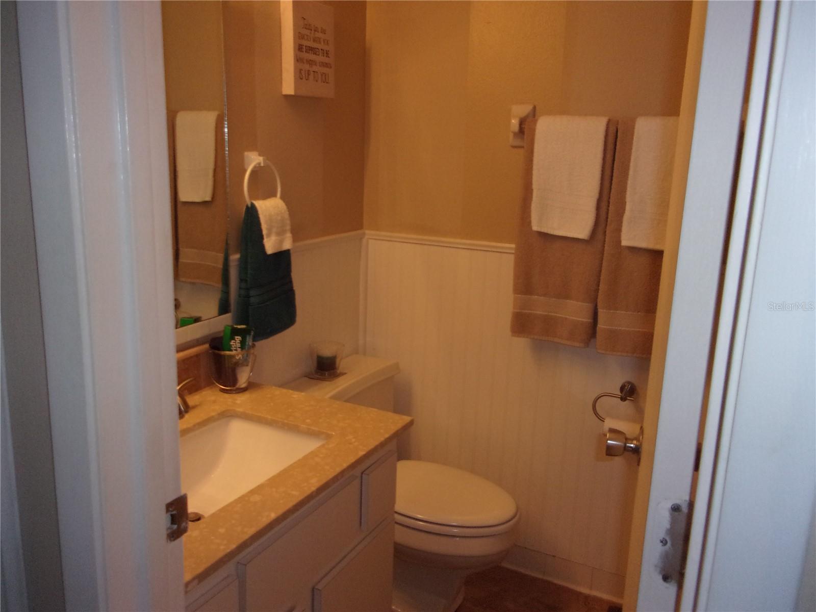 278 Cypress Ln Property Photo 5