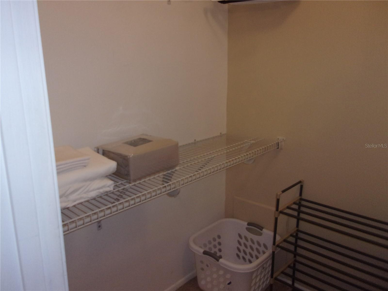 278 Cypress Ln Property Photo 6