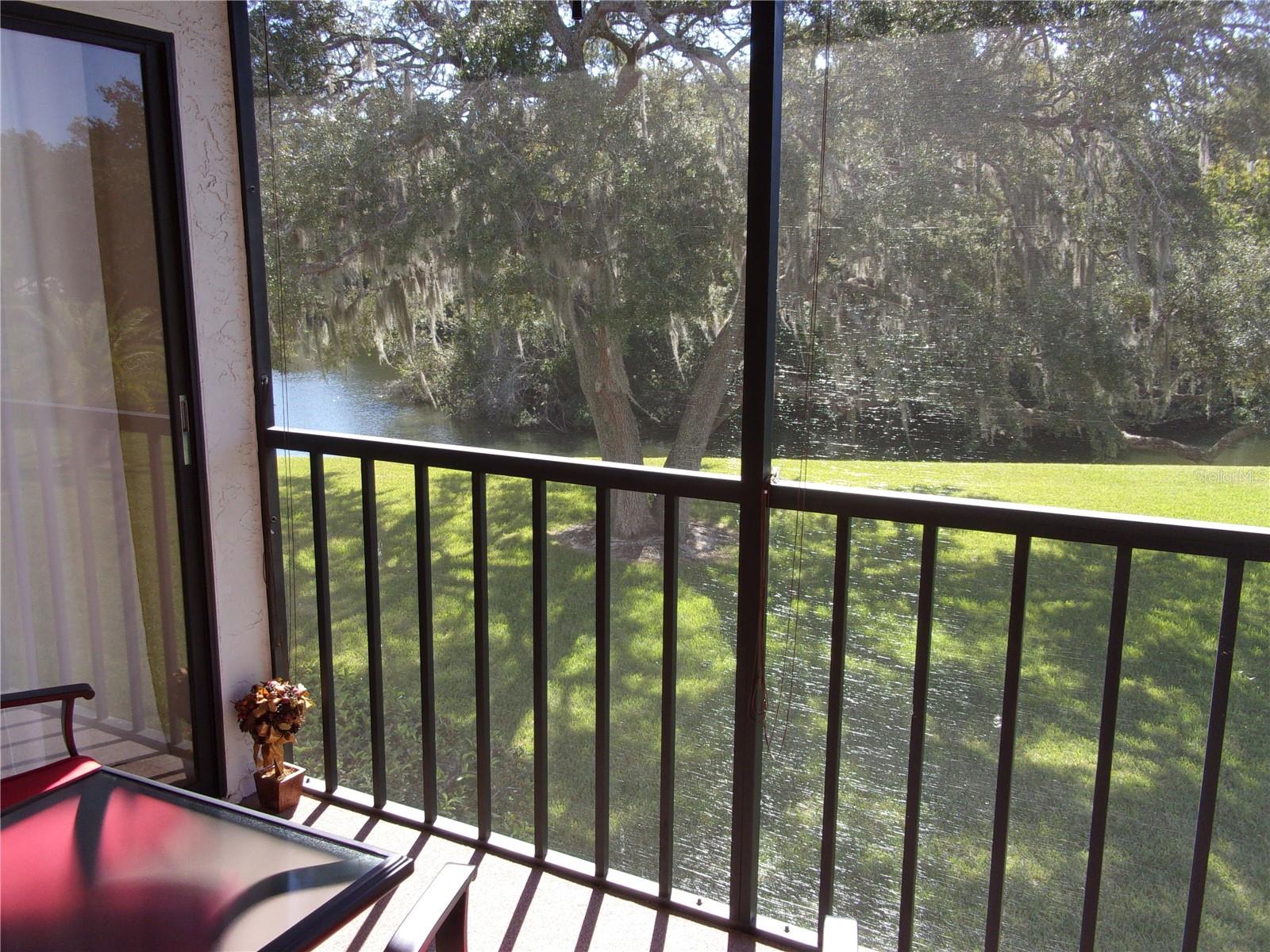 278 Cypress Ln Property Photo 16