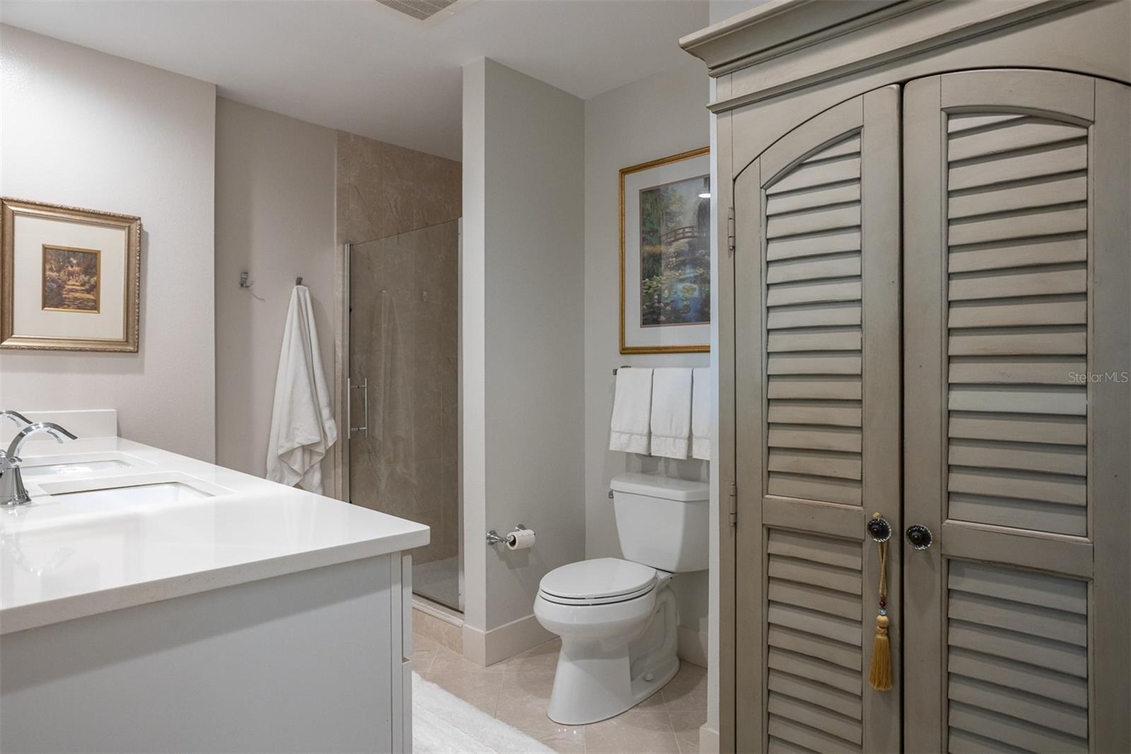 1208 E Kennedy Blvd #518 Property Photo 10