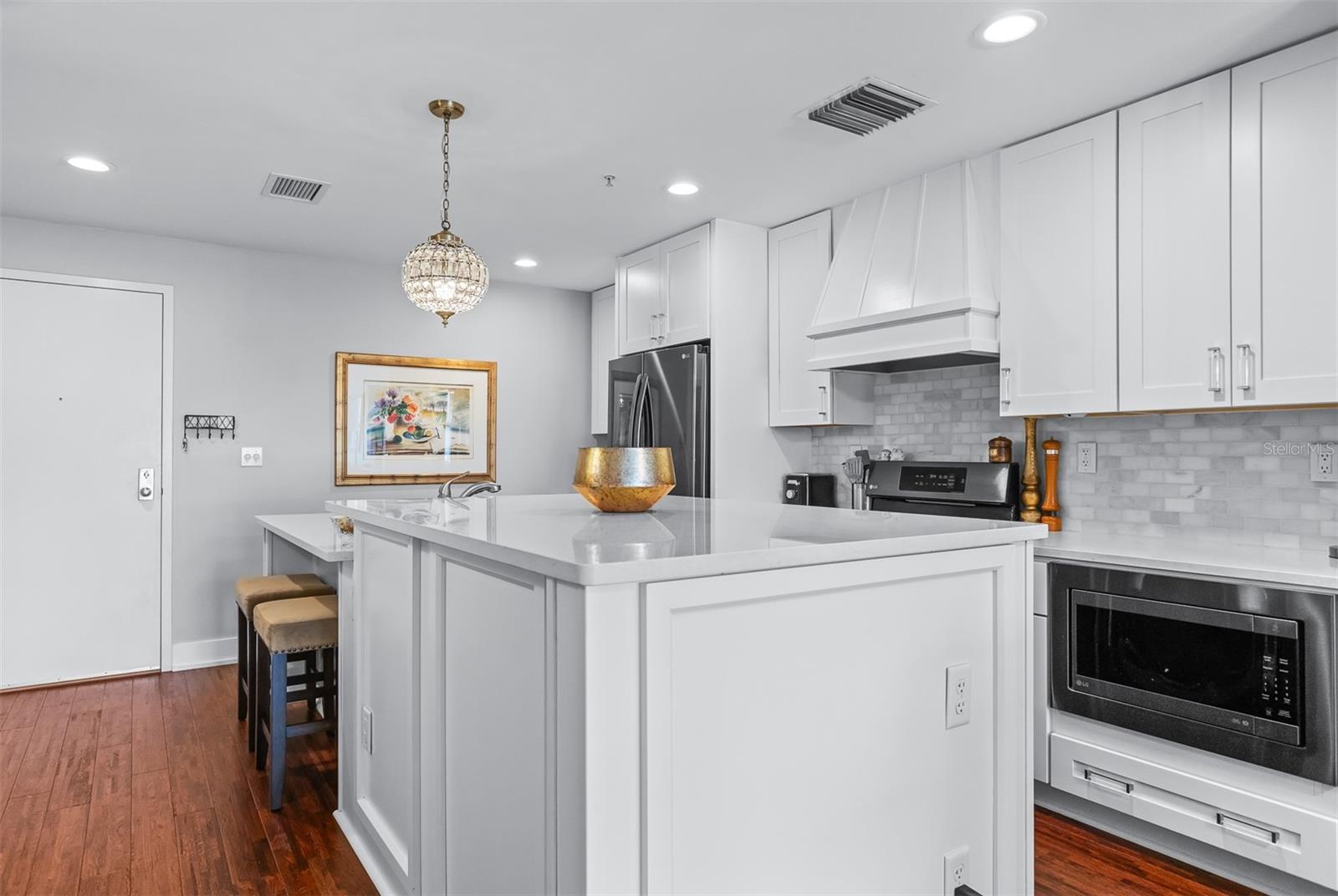 1208 E Kennedy Blvd #518 Property Photo 18