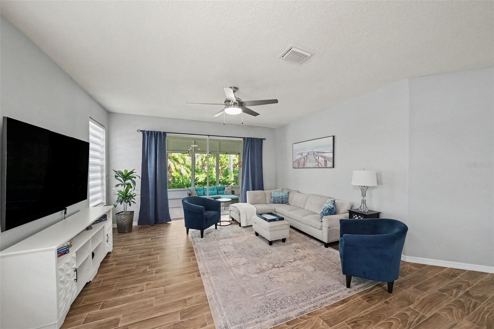 34825 Double Eagle Ct Property Photo 9