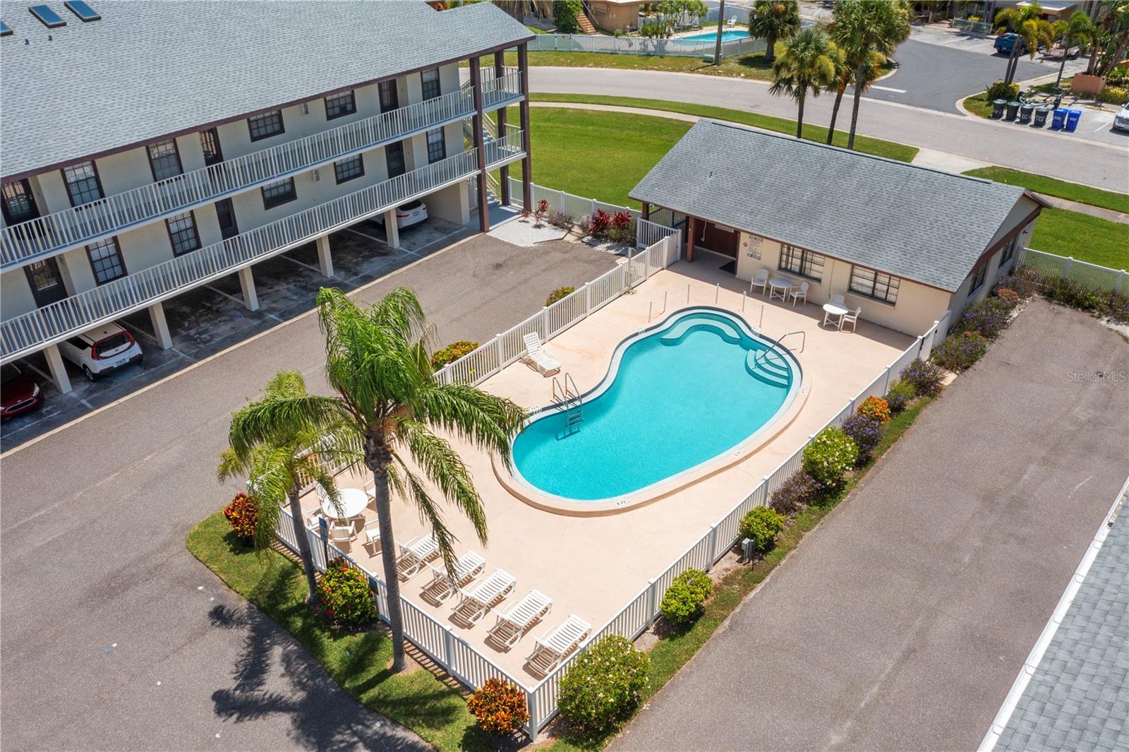 340 Causeway Blvd #104 Property Photo 1