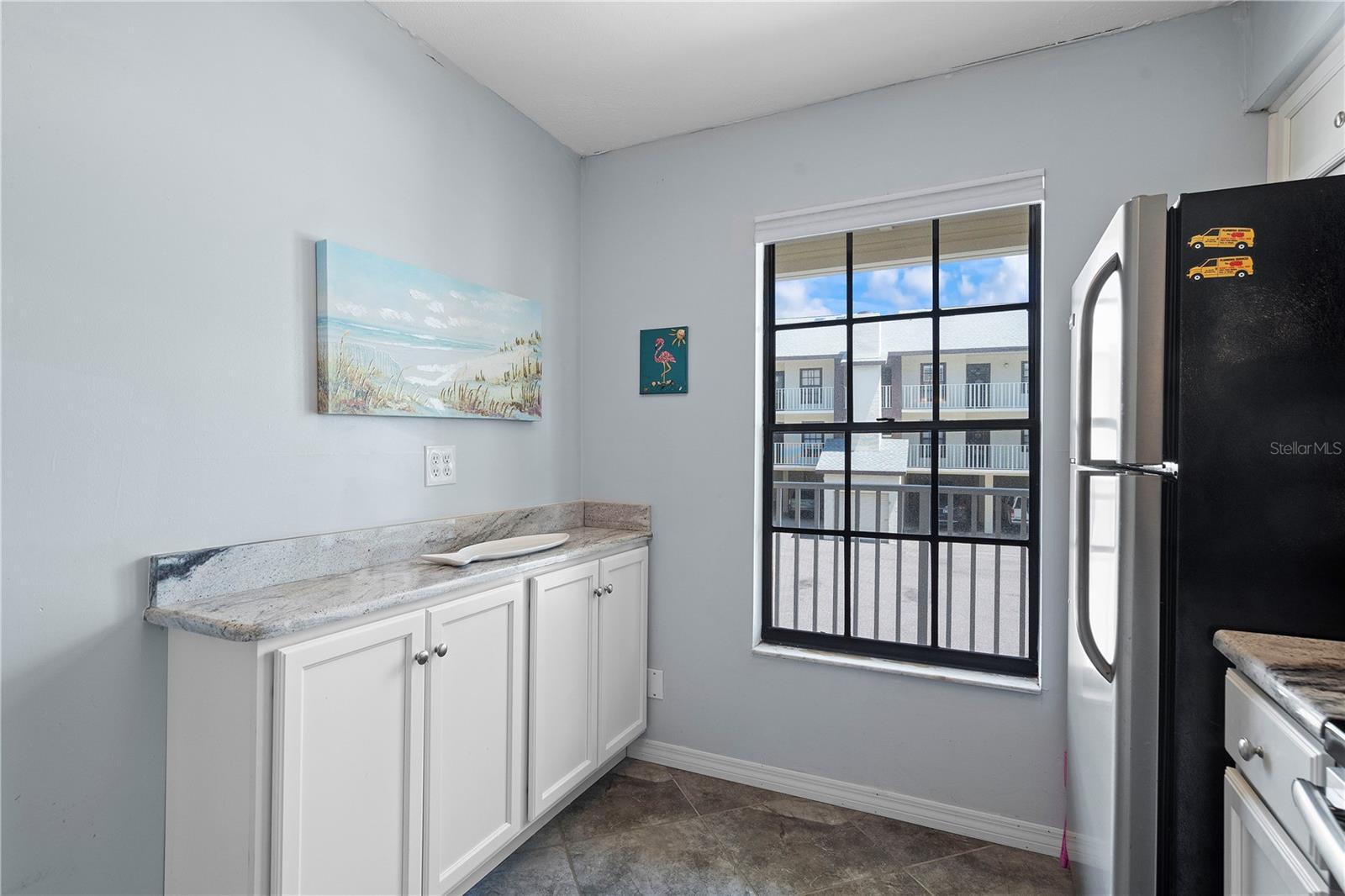 340 Causeway Blvd #104 Property Photo 3