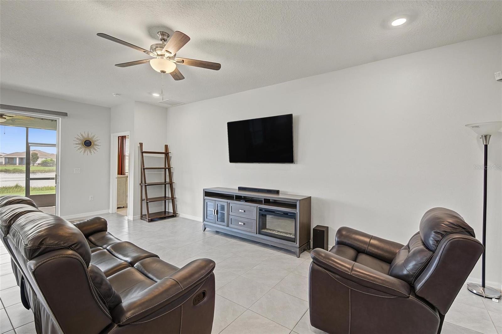 13338 Waterleaf Garden Cir Property Photo 11