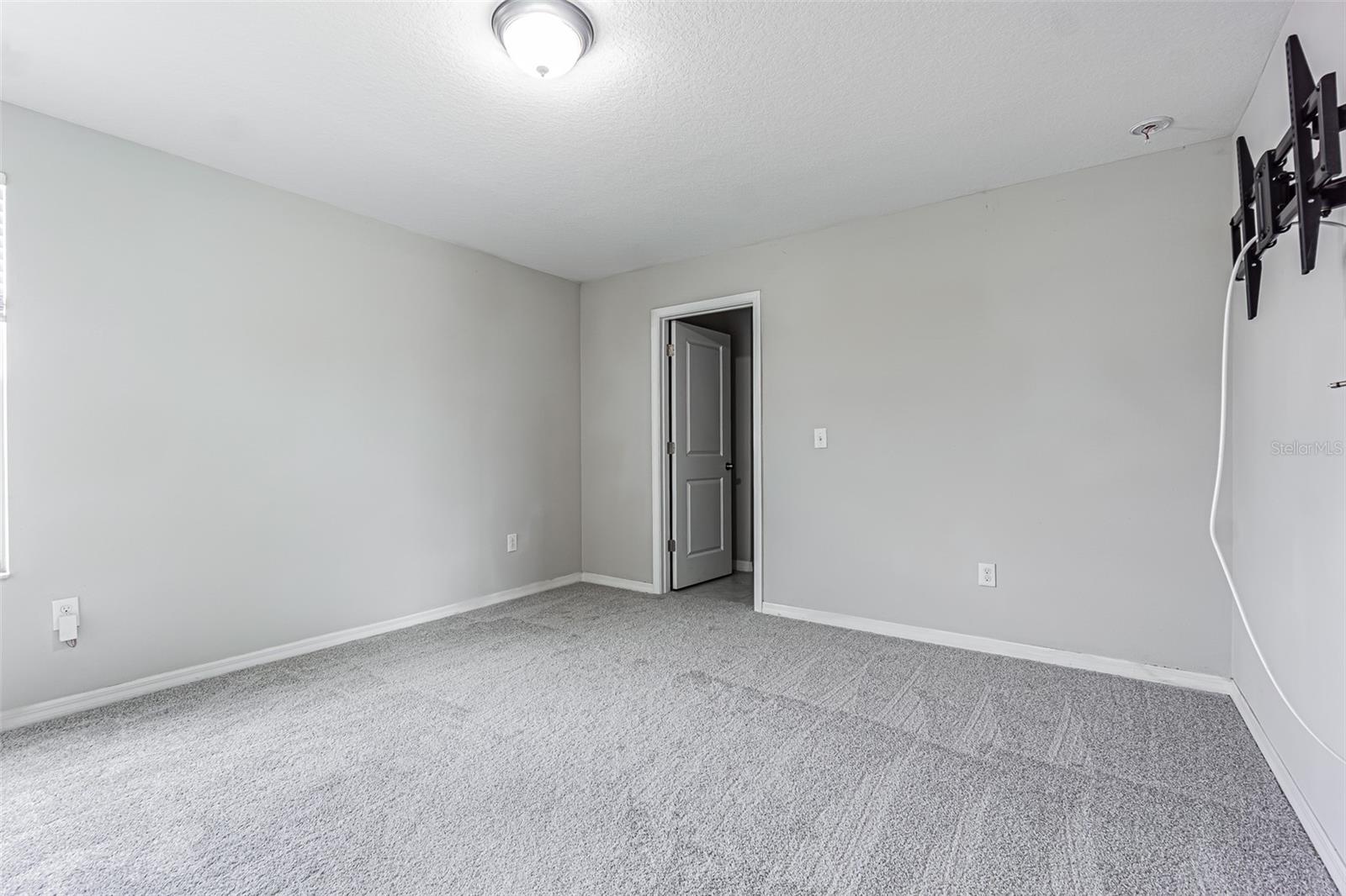5102 Dandelion St Property Photo 17