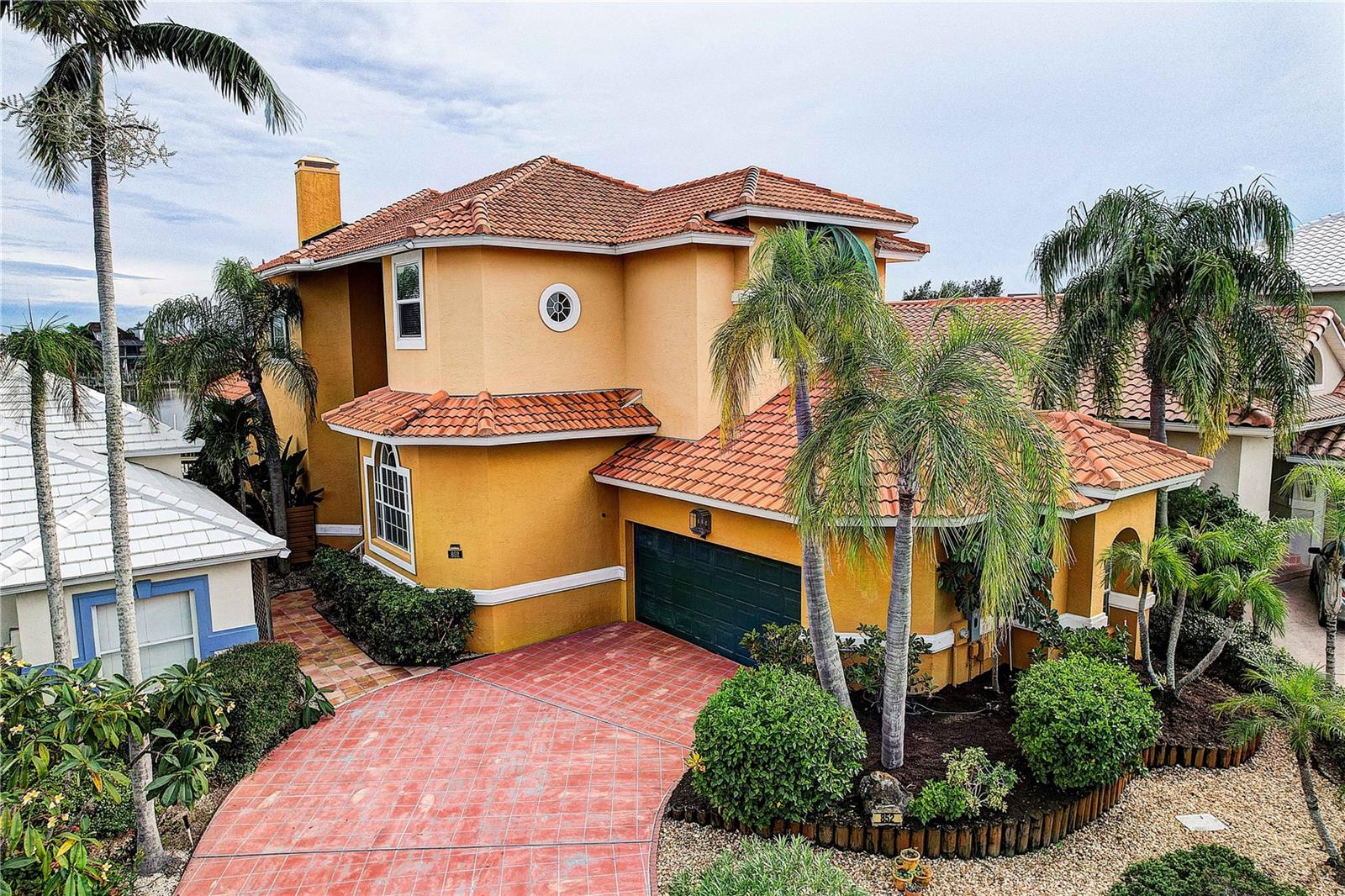 852 Symphony Isles Blvd Property Photo 4