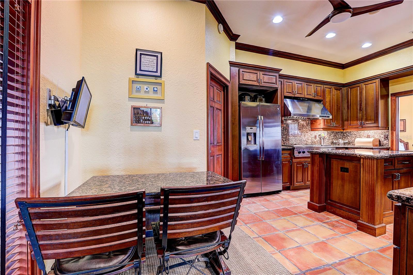 852 Symphony Isles Blvd Property Photo 9