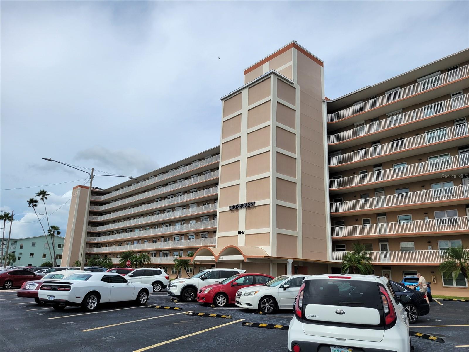 1847 Shore Dr S #204 Property Photo 1