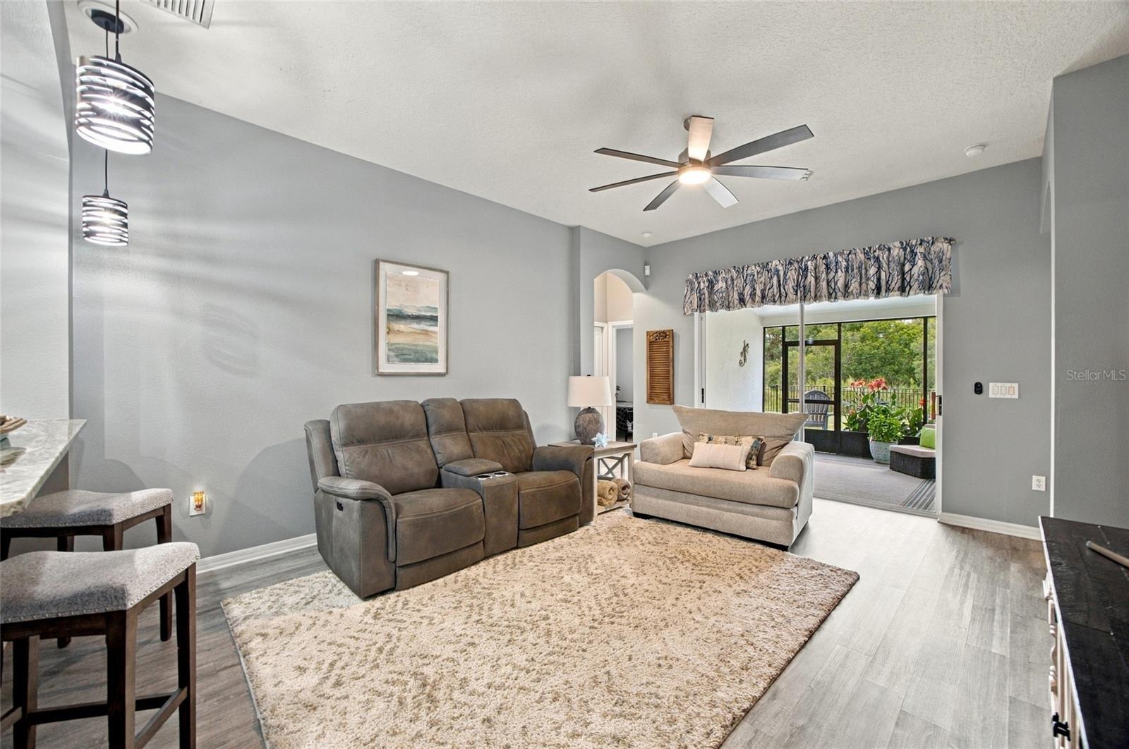 6501 Bridgecrest Dr Property Photo 18