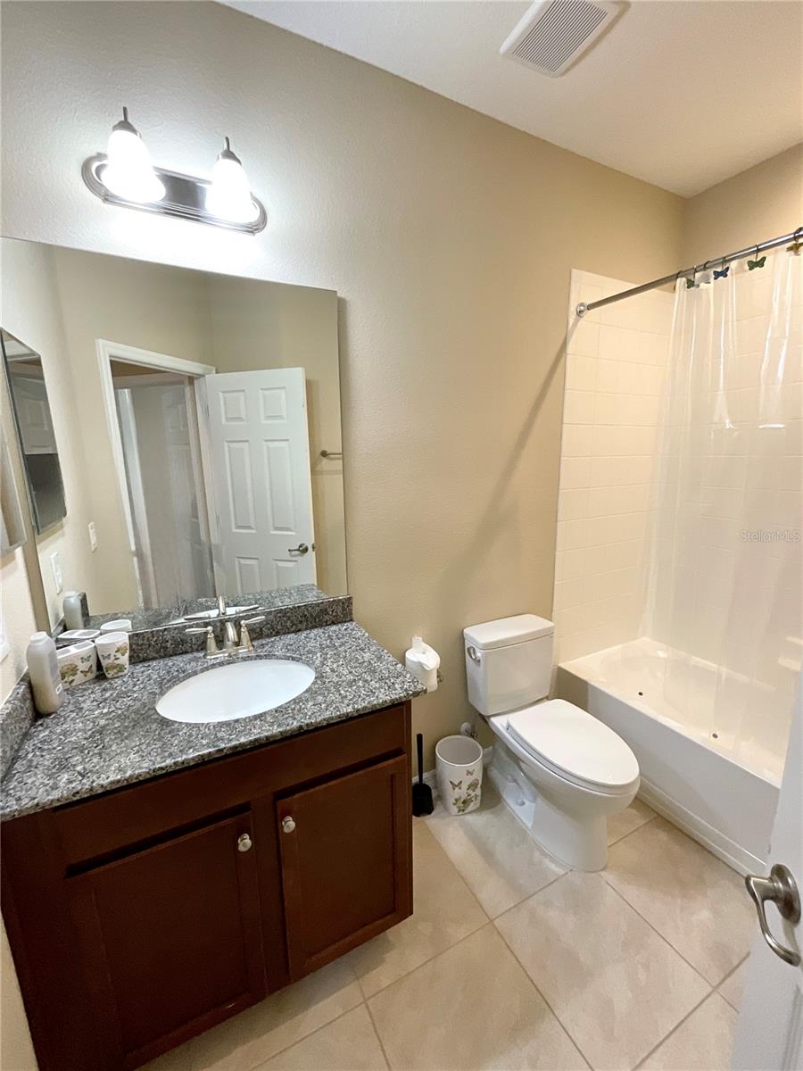 1104 Coral Ln Property Photo 13