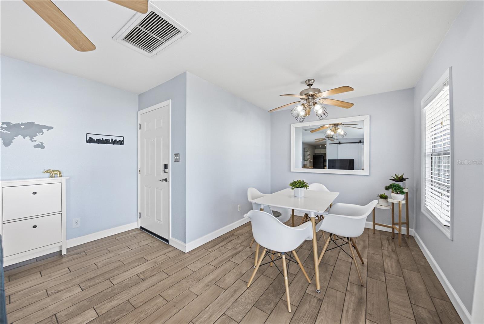 4985 Coquina Key Dr Se #f Property Photo 4