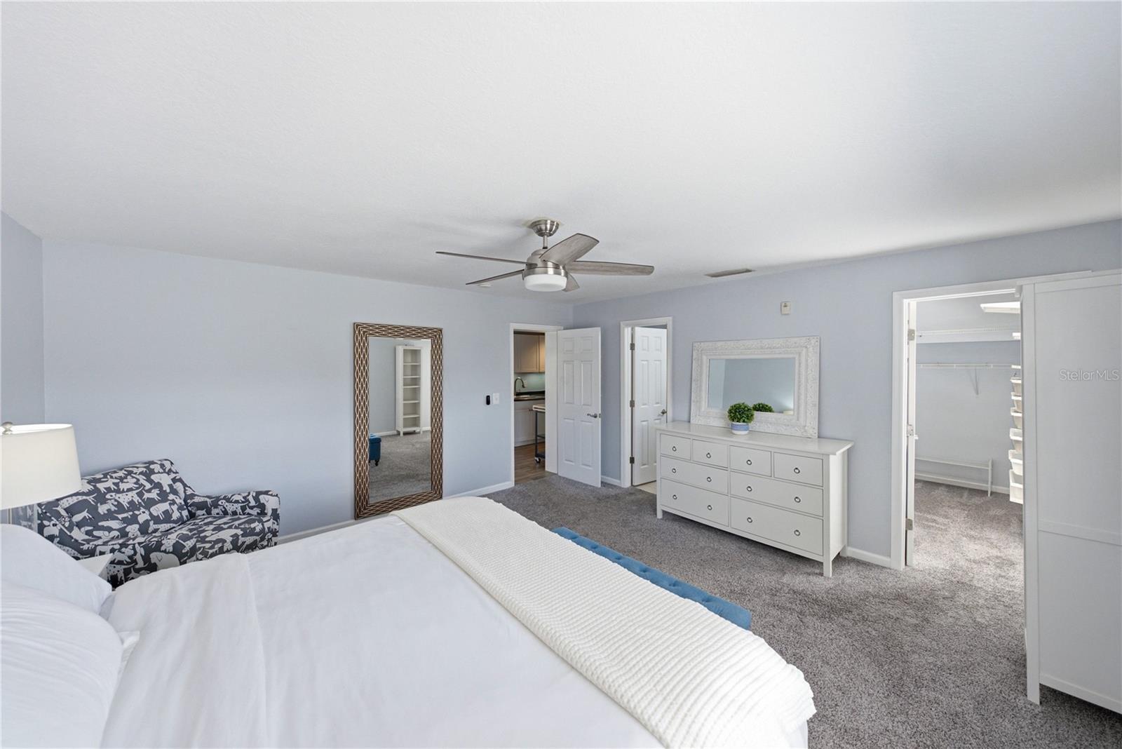 4985 Coquina Key Dr Se #f Property Photo 12