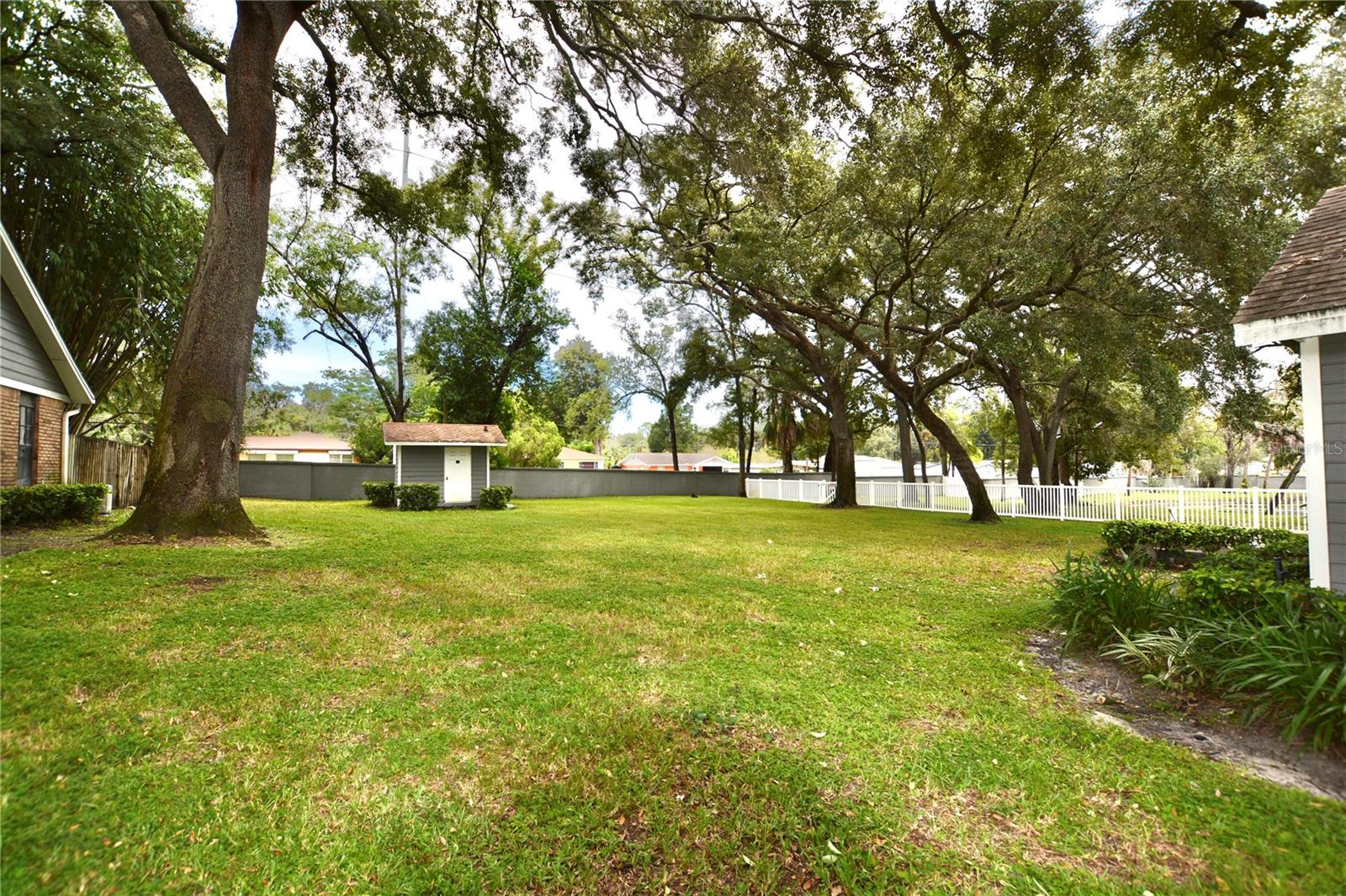 1762 Castle Rock Rd Property Photo 38
