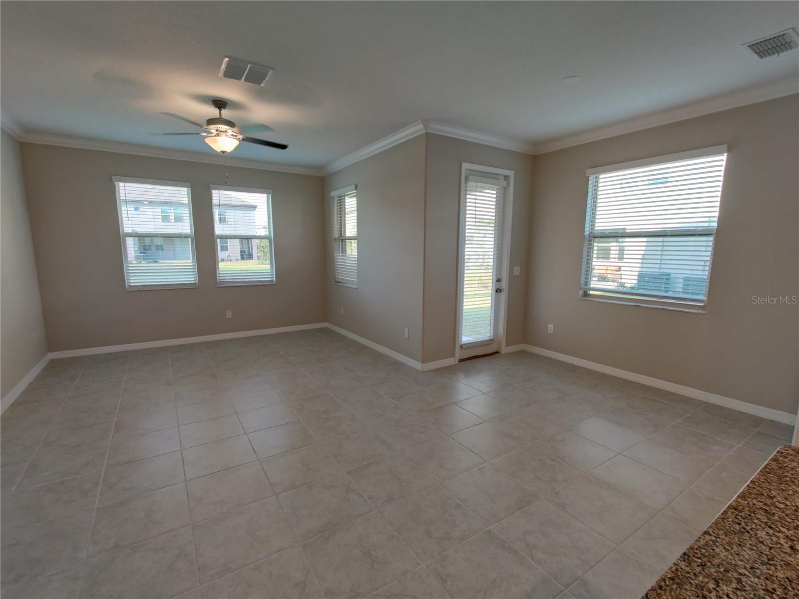 31576 Blue Passing Loop Property Photo 9