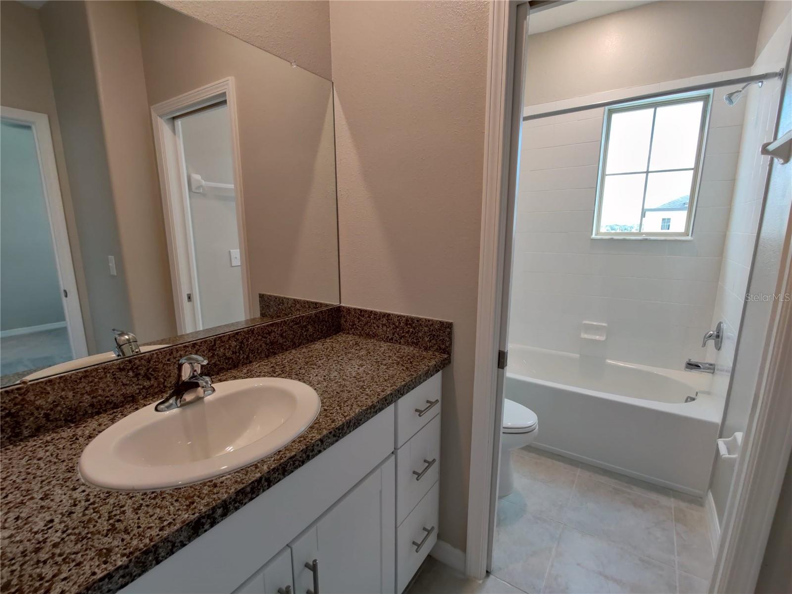 31576 Blue Passing Loop Property Photo 20