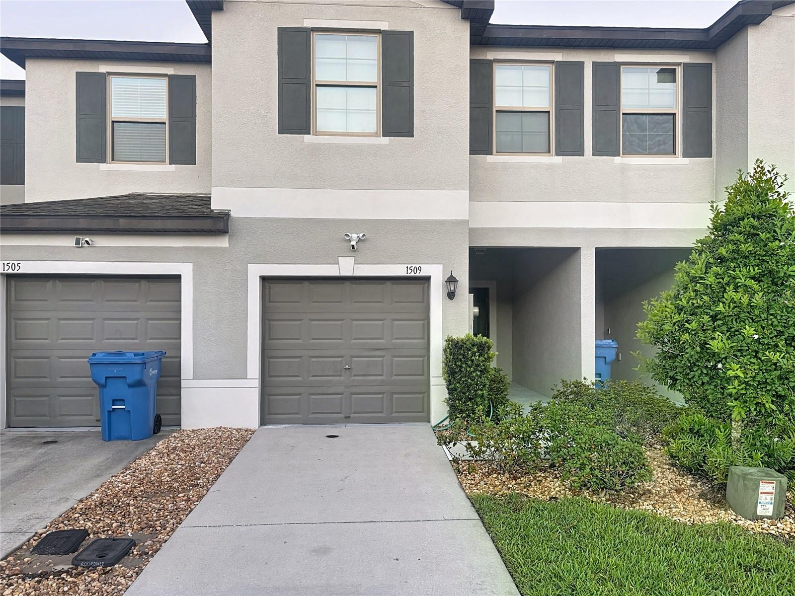 1509 Cassius St Property Photo 2