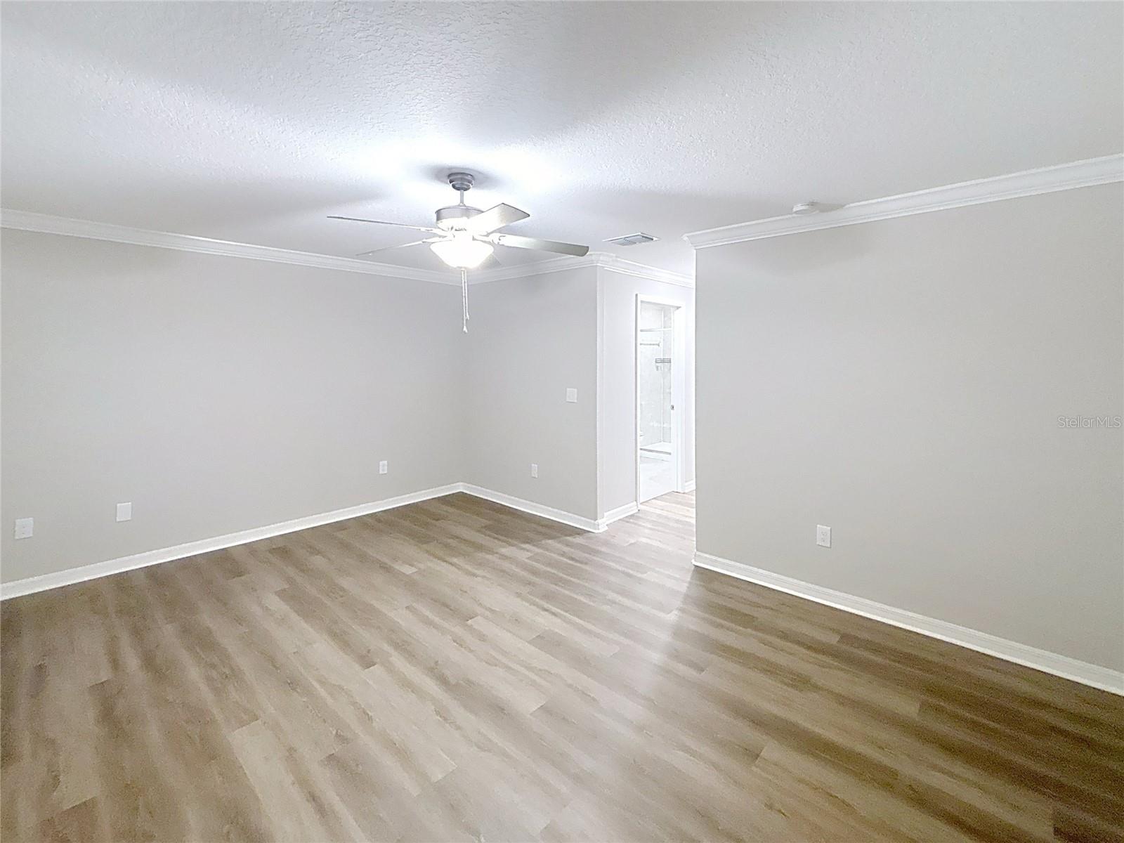 1509 Cassius St Property Photo 15