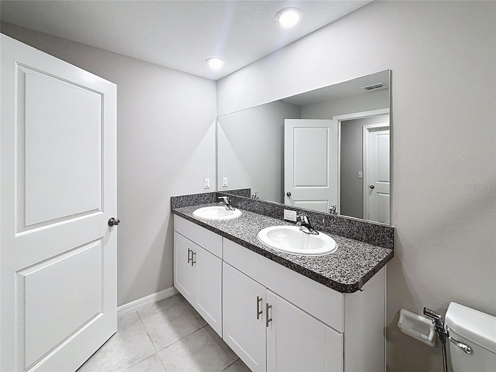 1509 Cassius St Property Photo 24