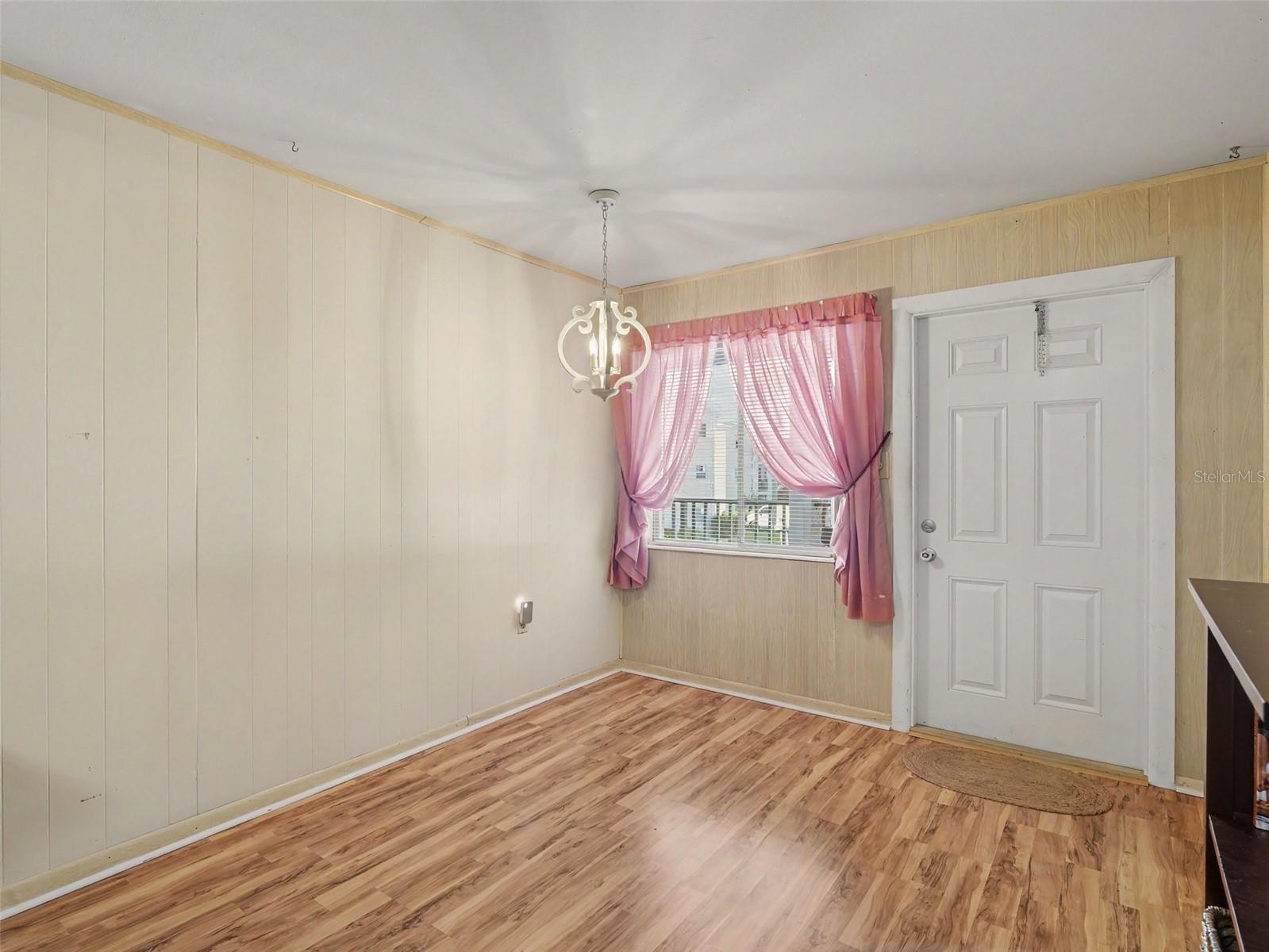 5855 Palm Ln #b21 Property Photo 4