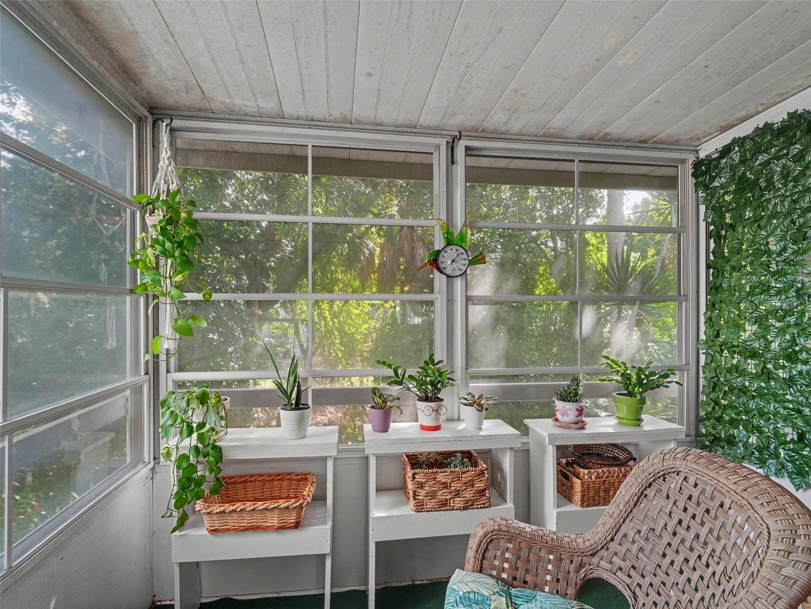 5855 Palm Ln #b21 Property Photo 6