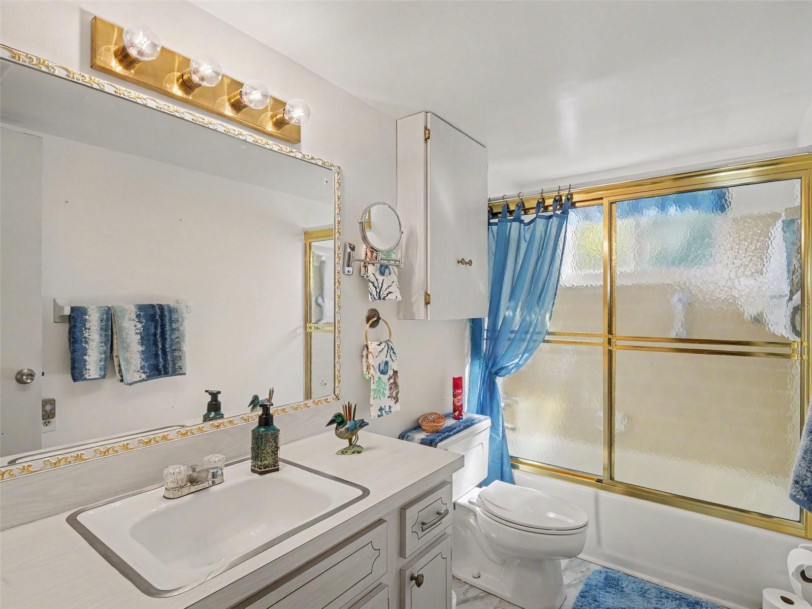 5855 Palm Ln #b21 Property Photo 10