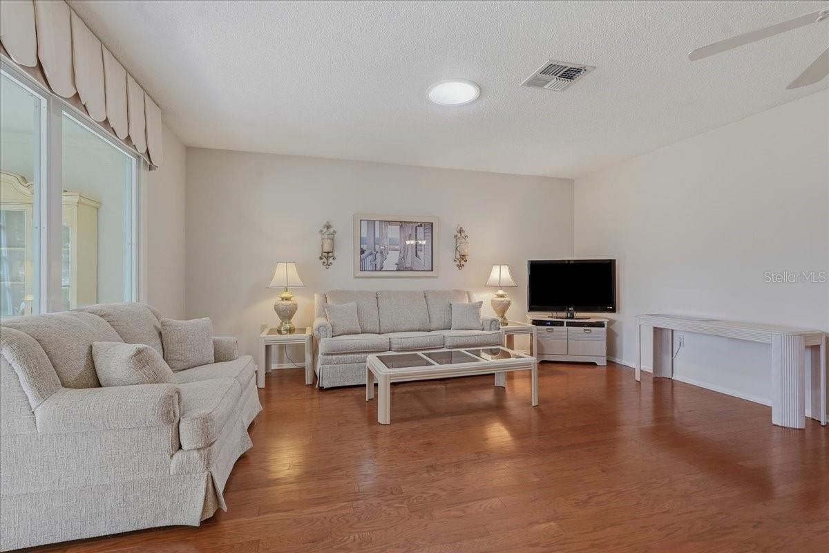 11508 Orleans Ln #11508 Property Photo 10