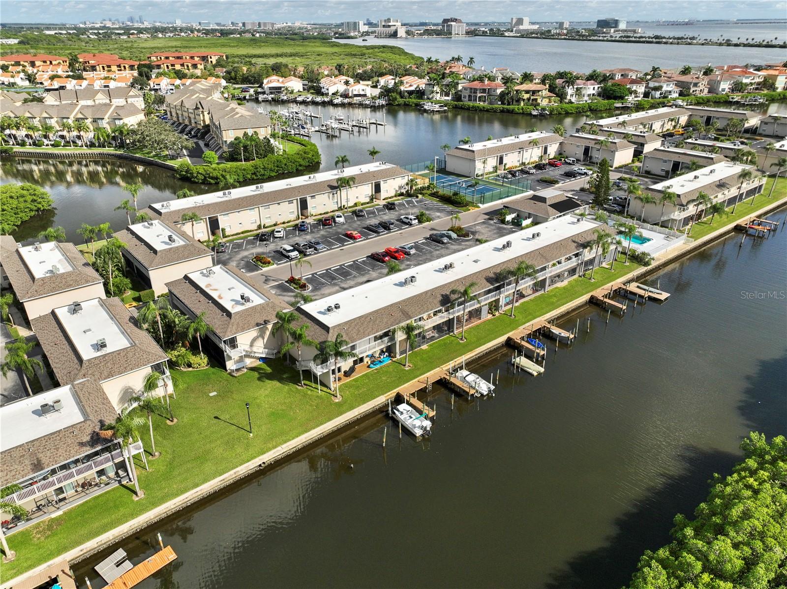 8811 Bay Pointe Dr #c102 Property Photo 1