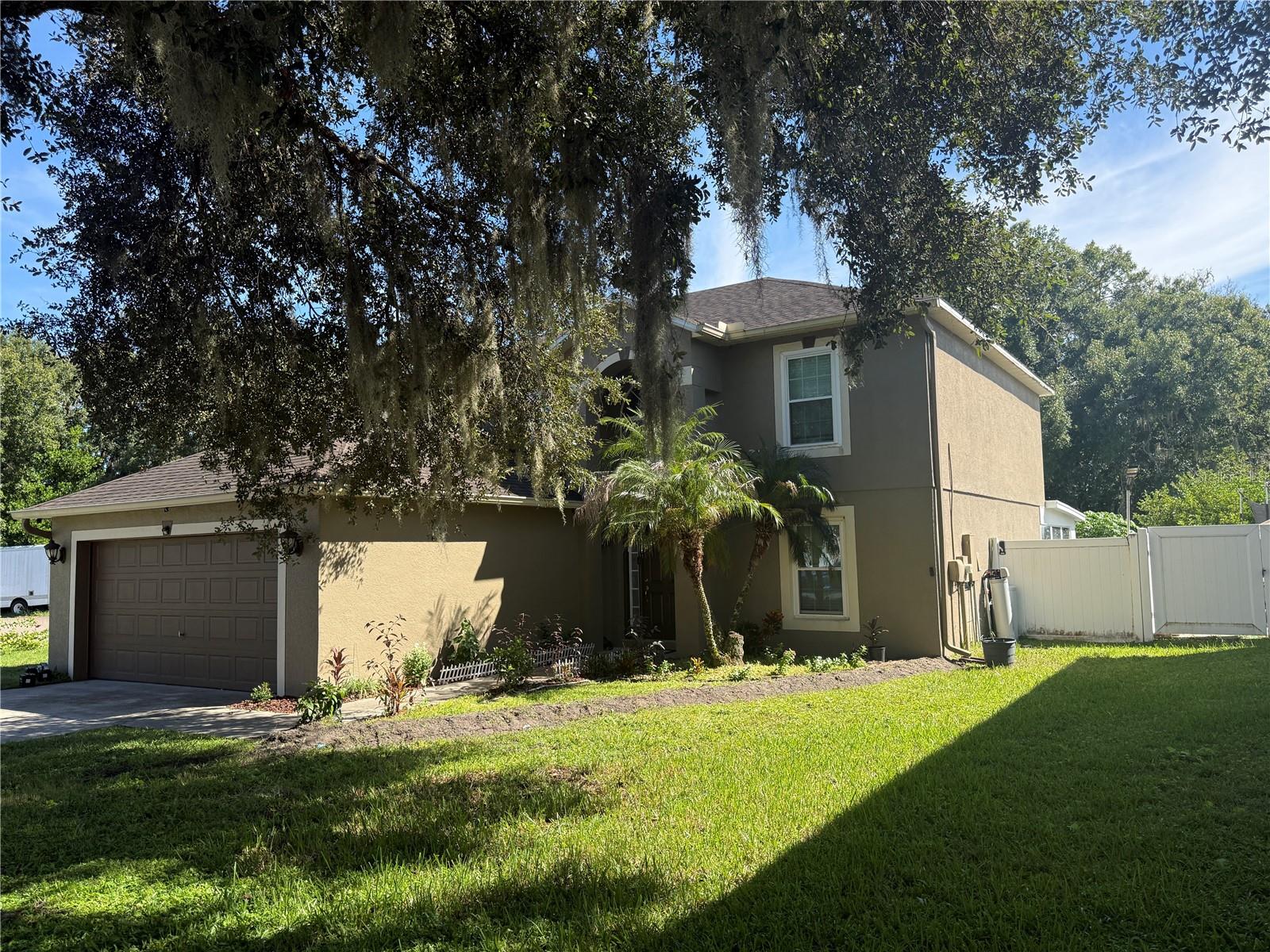 1664 Settlers Creek Way Property Photo 3