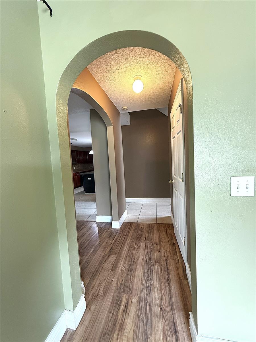 1664 Settlers Creek Way Property Photo 13