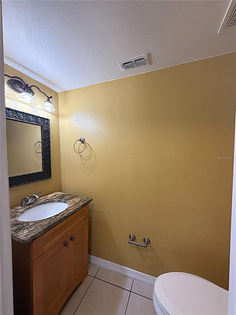 1664 Settlers Creek Way Property Photo 14